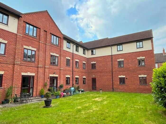 2 Bedroom Flat For Sale In New Street, Ledbury, HR8