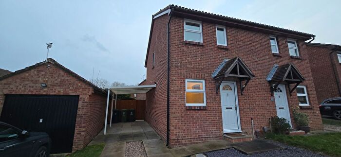 2 Bedroom End Of Terrace House To Rent In Little Meadow, Cambridge, CB23