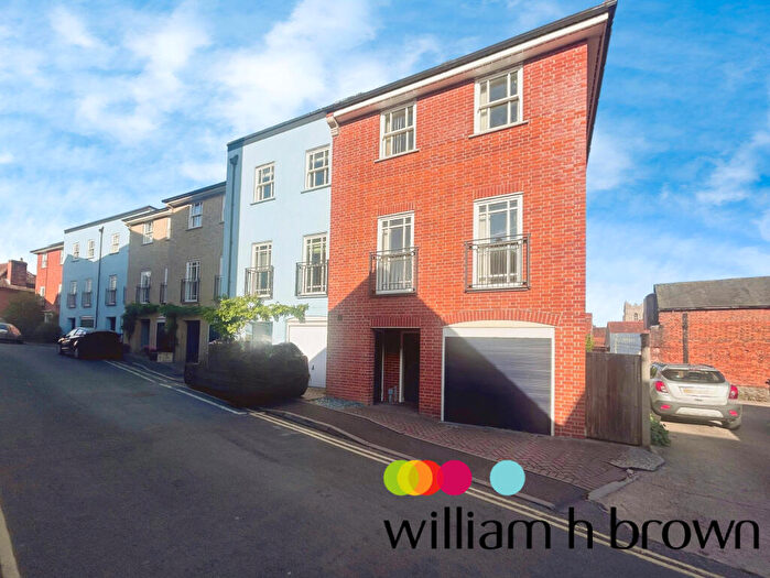 4 Bedroom House To Rent In Weavers Lane, Sudbury, CO10