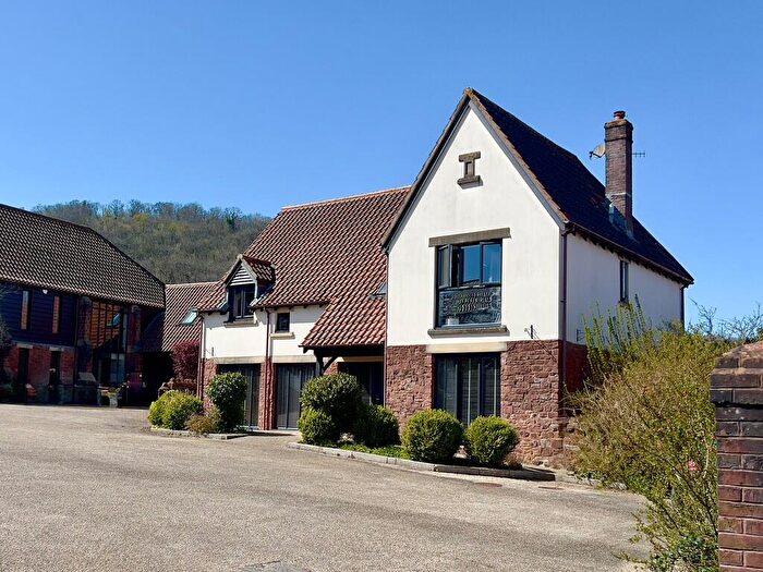 4 Bedroom Detached House For Sale In Hazel Barrow, Compton Martin, BS40