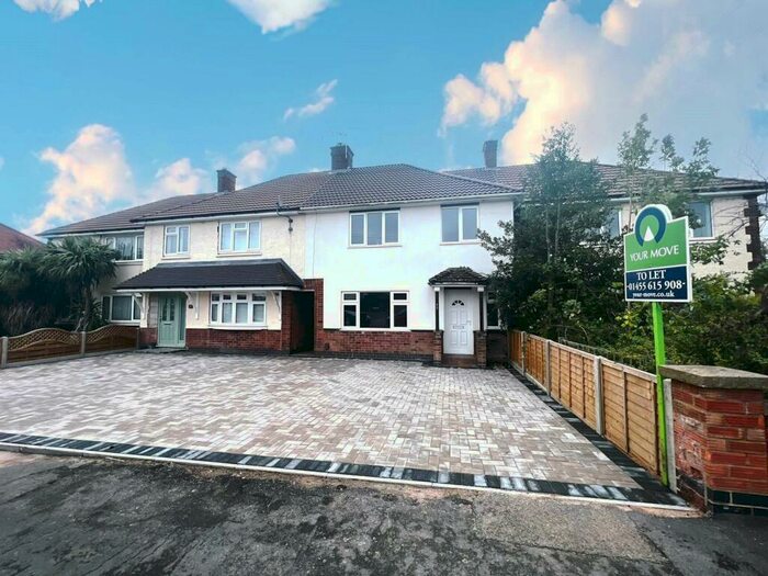 3 Bedroom Terraced House To Rent In Featherston Drive, Burbage, Hinckley, Leicestershire, LE10