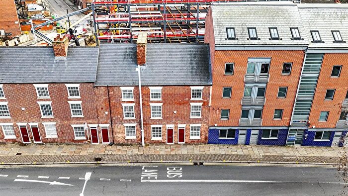 8 Bedroom Terraced House For Sale In Mansfield Road, Nottingham, NG1