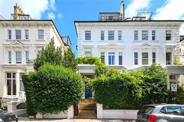 4 Bedroom Maisonette For Sale In Belsize Park Gardens, Belsize Park, London, NW3