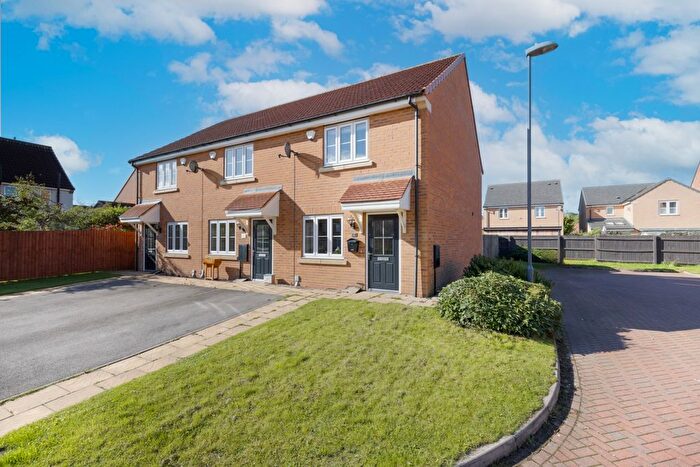 2 Bedroom End Of Terrace House For Sale In Thatch Close, South Milford, Leeds, LS25