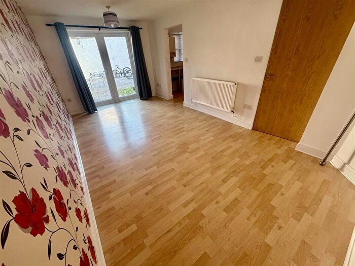 2 Bedroom Flat To Rent In Sturminster Road, Sturminster Lodge Sturminster Road, BS14