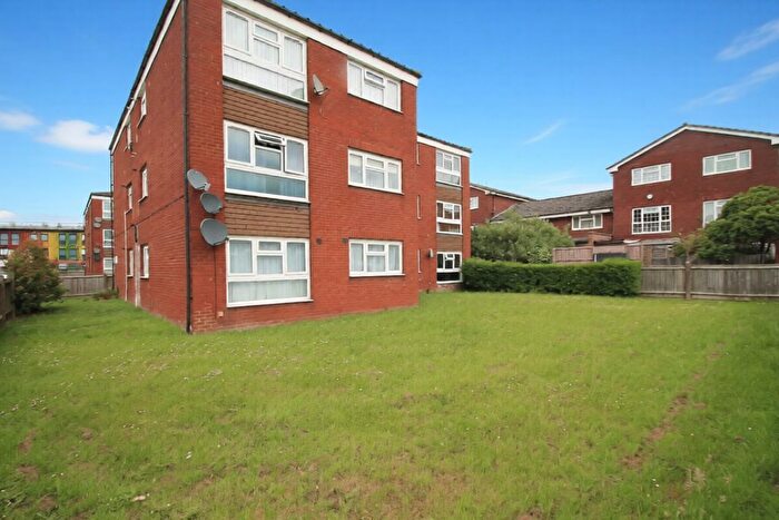1 Bedroom Flat For Sale In Hendren Close, Greenford, UB6