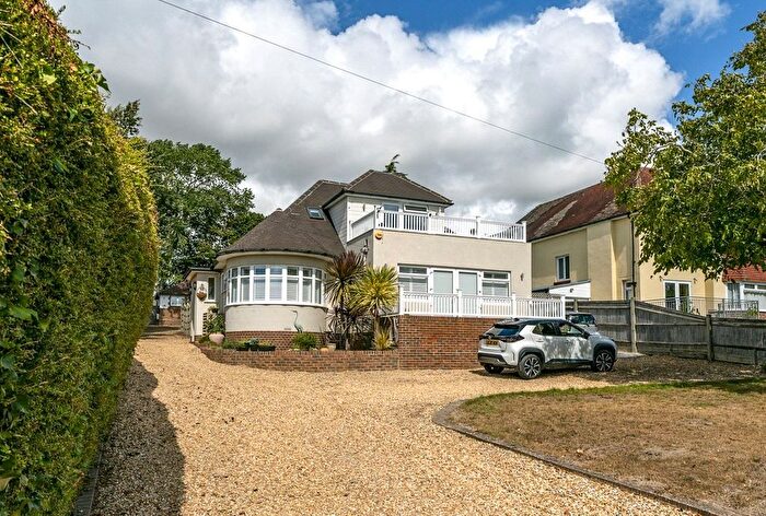 4 Bedroom Detached House For Sale In Woodland Avenue, High Salvington, Worthing, West Sussex, BN13