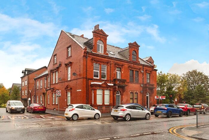 2 Bedroom Flat For Sale In Acres Lane, Stalybridge, Greater Manchester, SK15
