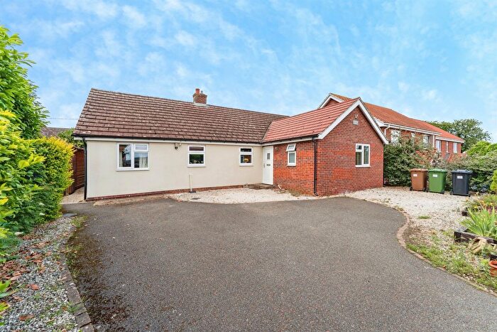 4 Bedroom Detached Bungalow For Sale In Brandon Road, Methwold, Thetford, IP26