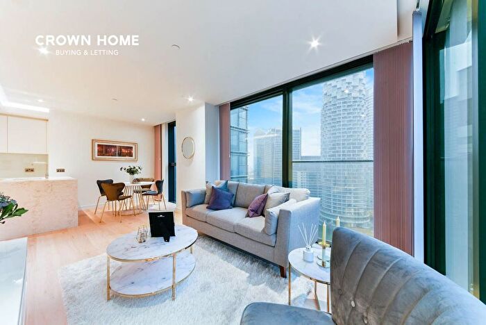 2 Bedroom Flat To Rent In Hampton Tower, Marsh Wall, South Quay Plaza, E14