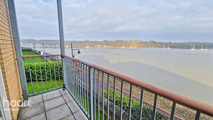 2 Bedroom Apartment To Rent In Rivermead, Chatham, ME4