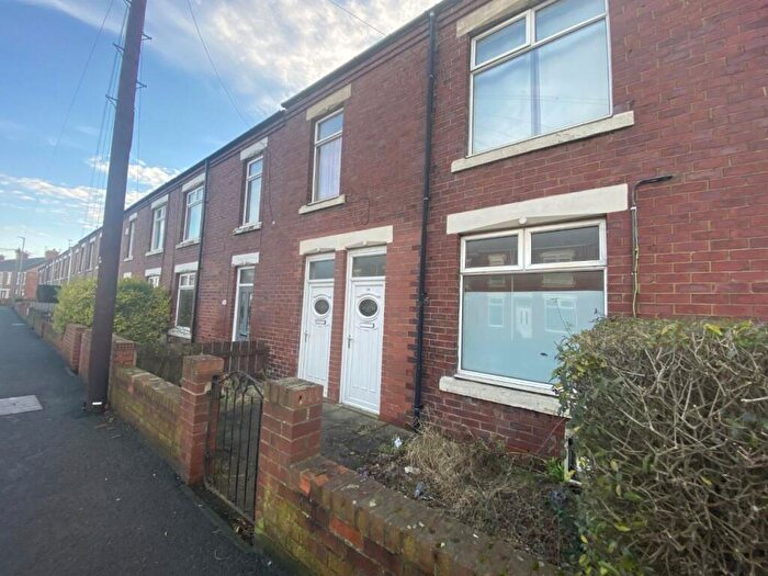 2 Bedroom Flat To Rent In Victoria Terrace, Bedlington, Northumberland, NE22