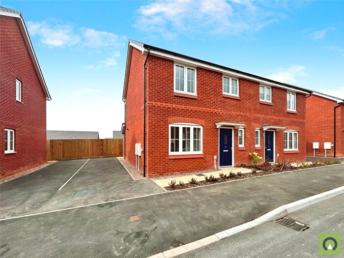 3 Bedroom Semi-Detached House To Rent In Rothwell Close, Sutton-In-Ashfield, Nottinghamshire, NG17