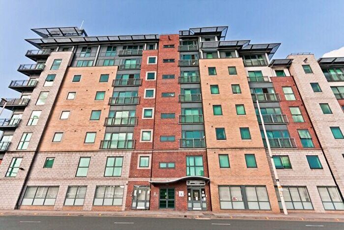 1 Bedroom Apartment To Rent In City Point Ii, Chapel Street, Salford, M3
