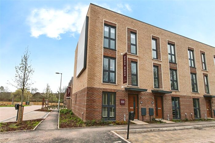 4 Bedroom End Of Terrace House For Sale In Prince Charles Road, Exeter, Devon, EX4