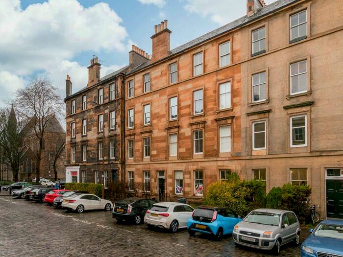 2 Bedroom Flat To Rent In East London Street, New Town, Edinburgh, EH7