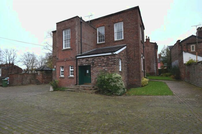 2 Bedroom Apartment To Rent In Chapel Court, Chapel Street, Macclesfield, SK11