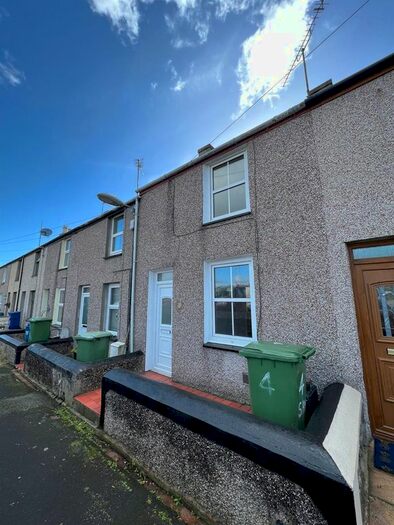 2 Bedroom Terraced House To Rent In St. Tudwals Terrace, Pwllheli, LL53