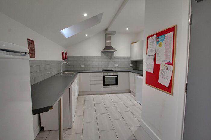 1 Bedroom Flat To Rent In Braunstone Gate, Leicester, LE3