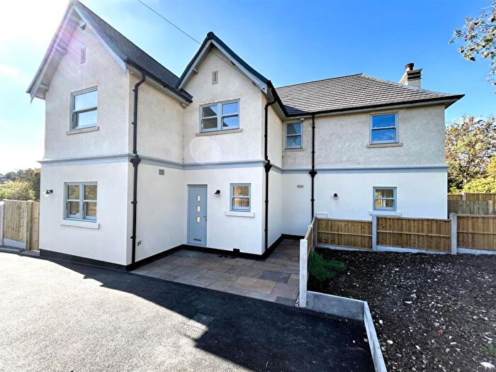 3 Bedroom Detached House For Sale In Tenter Lane, Heage, DE56