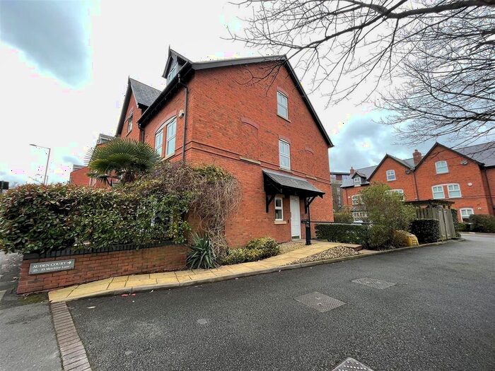 2 Bedroom Flat To Rent In Metchley Lane, Birmingham, B17