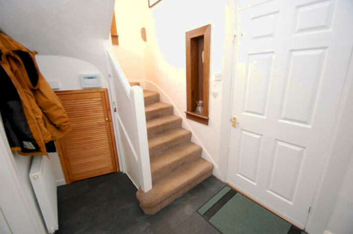 3 Bedroom Semi-Detached House For Sale In Maidland Road, Pollok, Glasgow, G53