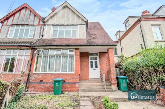 6 Bedroom Semi-Detached House To Rent In Barras Lane, Coventry, CV1