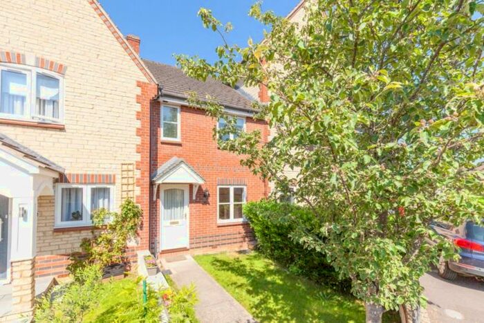 2 Bedroom Terraced House To Rent In Siskin Road, Bicester, OX26