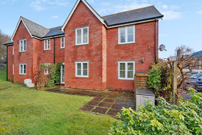 2 Bedroom Maisonette For Sale In Waterloo Close, Cholsey, OX10