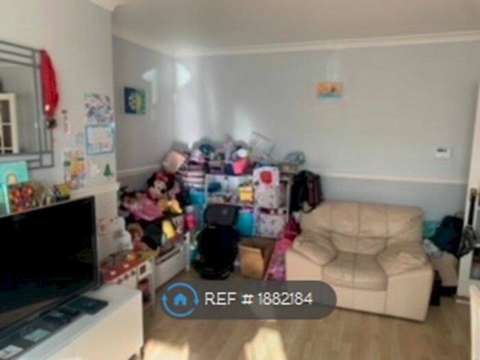 1 Bedroom Flat To Rent In Conifer House, London, SE4