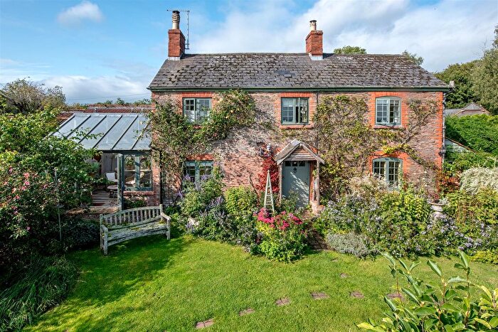 3 Bedroom Cottage For Sale In Cheddon Fitzpaine, Taunton, TA2