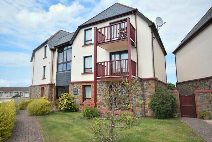 2 Bedroom Flat To Rent In Trelawney Court, Northam, Bideford, EX39