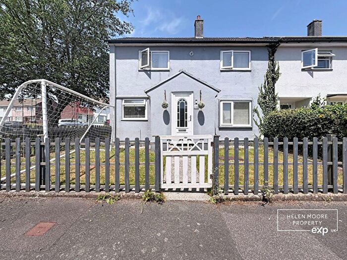3 Bedroom End Of Terrace House For Sale In Pendeen Crescent, Plymouth, Devon, PL6