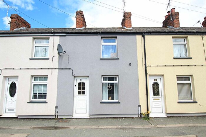 2 Bedroom Terraced House For Sale In Chester Road, Flint, CH6