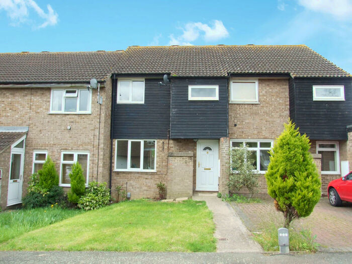 3 Bedroom Terraced House To Rent In Marlborough Close, St Ives, PE27