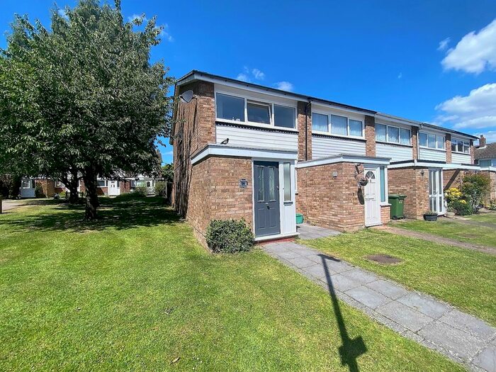 2 Bedroom End Of Terrace House To Rent In Place Farm Avenue, Orpington, BR6