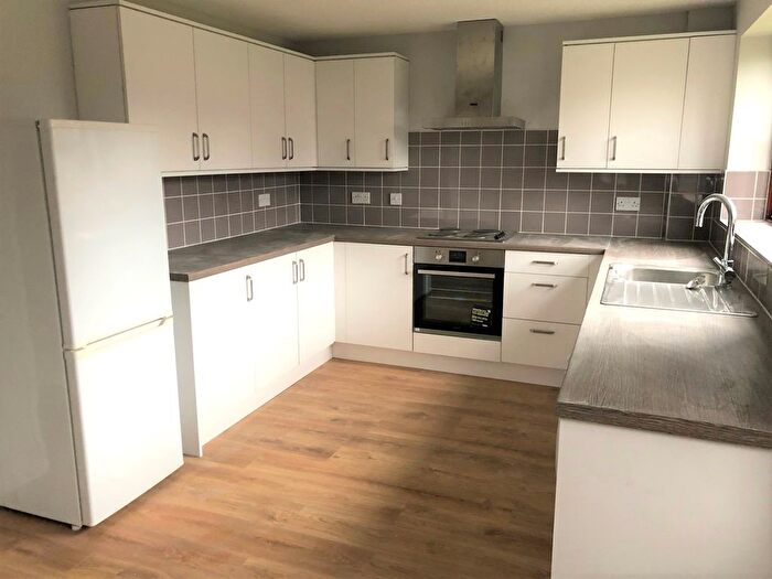 3 Bedroom Mews To Rent In Tagore Close, Longsight, Manchester, M13