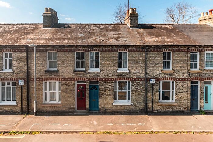 2 Bedroom Terraced House To Rent In Stockwell Street, Cambridge, CB1