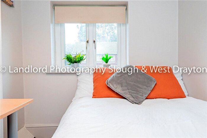 1 Bedroom Property To Rent In Cabell Road, Guildford, Surrey, GU2