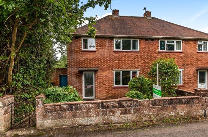 4 Bedroom Semi-Detached House To Rent In St. Johns Road, Guildford, GU2