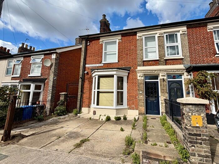 3 Bedroom Semi Detached House For Sale In Stevenson Road, Ipswich, Suffolk, IP1