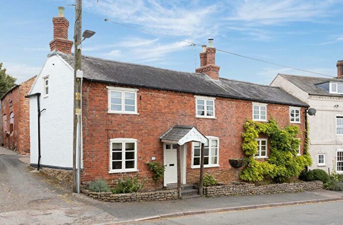 3 Bedroom Semi-Detached House For Sale In Hallaton Road, Tugby, Leicester, LE7