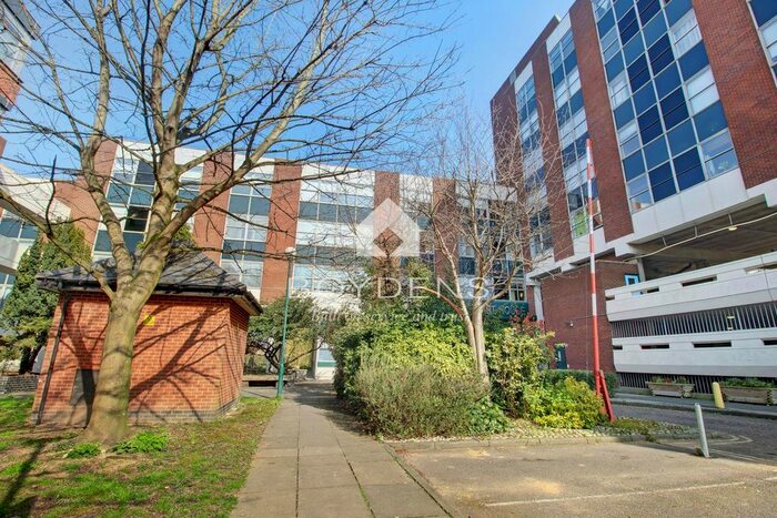 1 Bedroom Flat To Rent In St Peter Street, Colchester, Essex, CO1