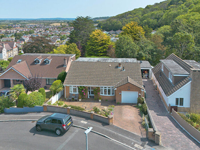 5 Bedroom Detached House For Sale In Rochester Close, BS24