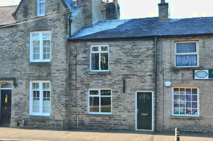 3 Bedroom Terraced House To Rent In Wellington Road, Bollington, SK10