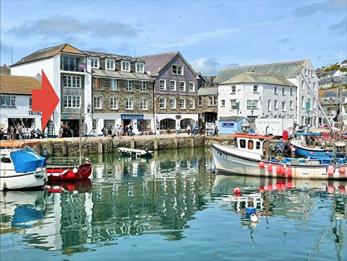 2 Bedroom Apartment For Sale In Mevagissey, Cornwall., PL26