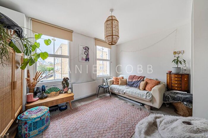 2 Bedroom Flat To Rent In Kennington Lane, London, SE11
