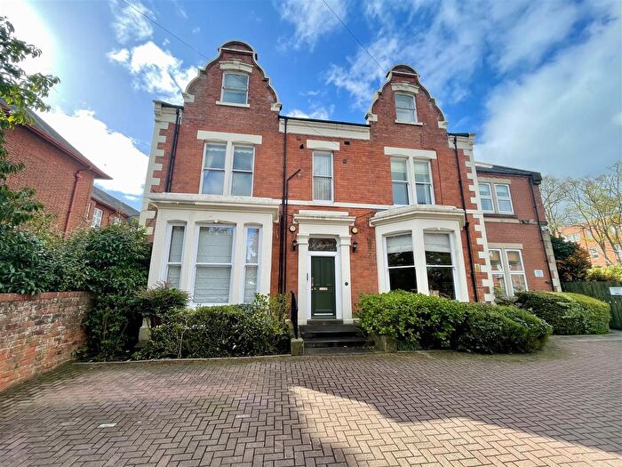 2 Bedroom Flat For Sale In Trinity Road, Darlington, DL3