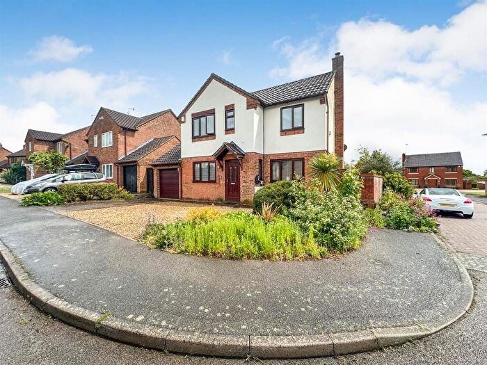 4 Bedroom Detached House For Sale In Little Meadow, Great Oakley, Corby, NN18