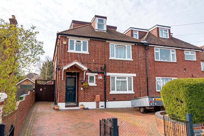 5 Bedroom Semi Detached House For Sale In Portswood, Southampton, SO17